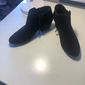 Blondo Waterproof Black Ankle Booties